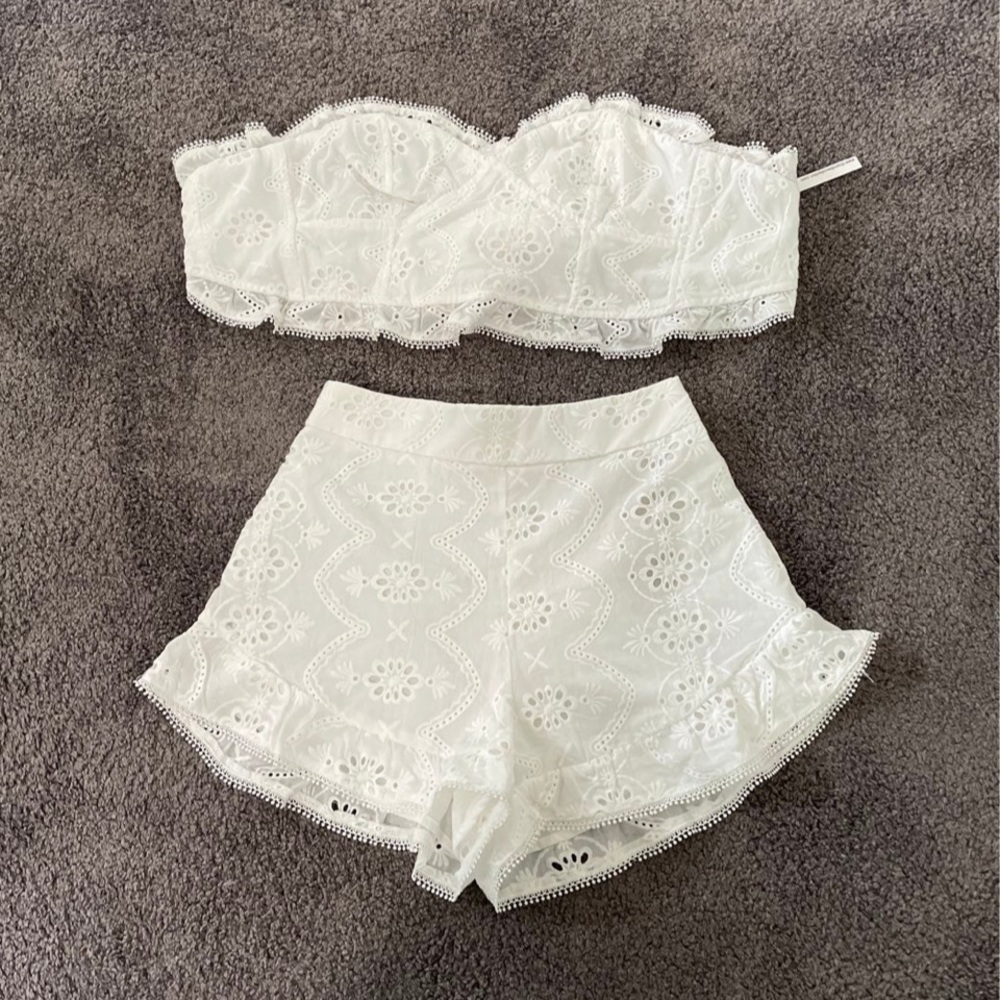 Gorgeous White eyelet summer set